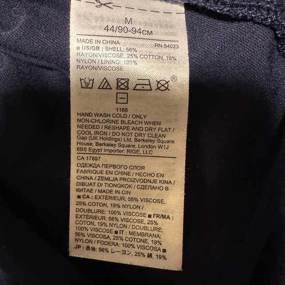 Banana Republic Navy Blue lace blouse top - Picture 4 of 4